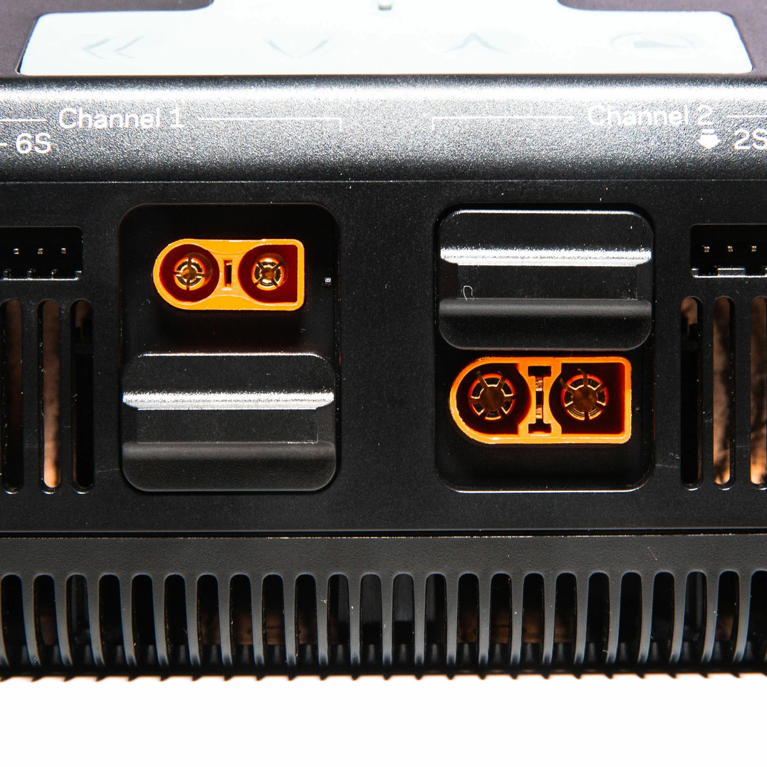 Spektrum S2200 G2 AC 2x200W Smart Charger 13 Spektrum S2200 G2 AC 2x200W Smart Charger - Image 13