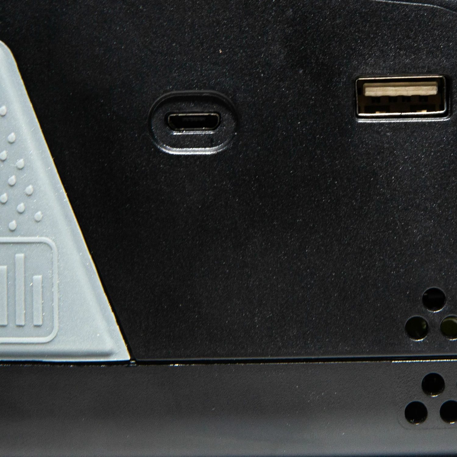 Spektrum S2200 G2 AC 2x200W Smart Charger 15 Spektrum S2200 G2 AC 2x200W Smart Charger - Image 15